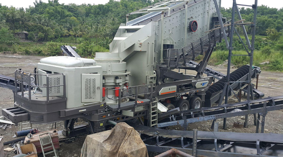 50 - 300 TPH Mobile Crusher Mesin Penyaringan Tambang Cone Crusher Ukuran Makan 245mm