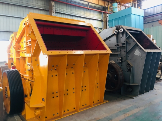 Mesin Penghancur Dampak PF1320 Seluler Mesin Pengolah Batu Batu 315Kw
