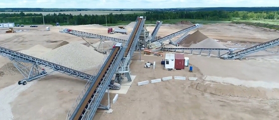Tetap Tripper V Berbentuk Belt Conveyor Batubara Tanah Liat Bergerak Tinggi Dapat Disesuaikan