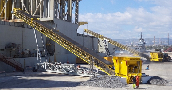PU Pengiriman Heavy Duty Belt Conveyor 15Kw B1600 Sand Gravel Mobile