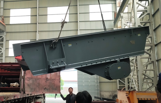 800 TPH Jaw Crusher Grizzly Feeder ZSW6000X1300 Pengumpan Layar Grizzly Bergetar