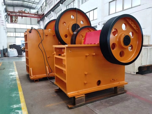 55Kw Hard Granite Small Rock Crushing Machine PE500 * 750 Kuning Putih