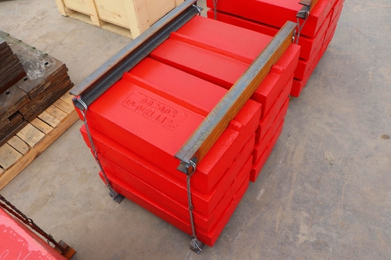 PF1210 1214 1315 Keramik Insert Blow Bar Impact Cone Crusher Komponen