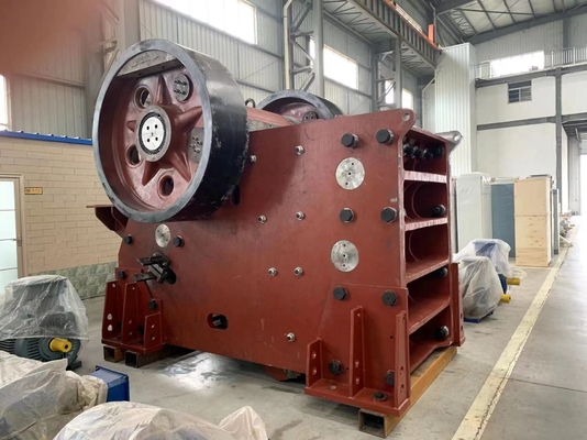 Riverstone Basalt Jaw Crusher 250Kw Peralatan Penghancur Batu Kapur