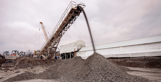 Belt Transfer Jarak Jauh Conveyor Mobile Iron Ore Coal Cement Wide Belt