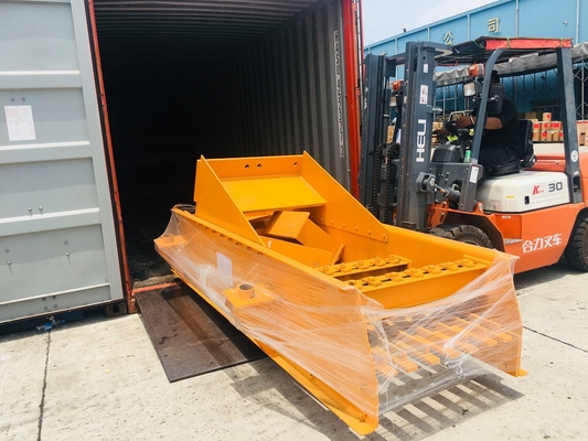 13Kw * 2 GZT 1560 Vibrating Feeder Machine Pengumpan Getaran Elektromagnetik Dengan Pengontrol Kecepatan